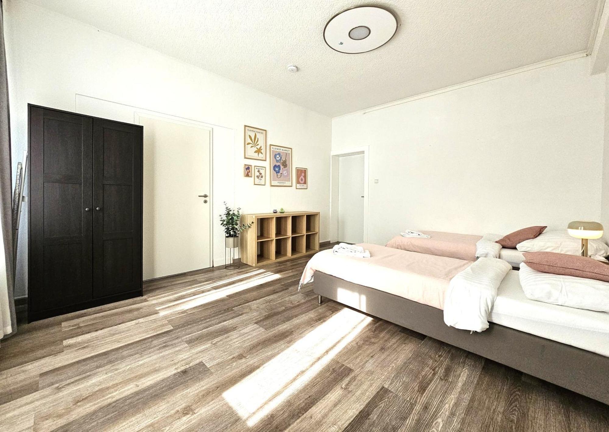 Spacious House ดุสเซลดอร์ฟ ภายนอก รูปภาพ