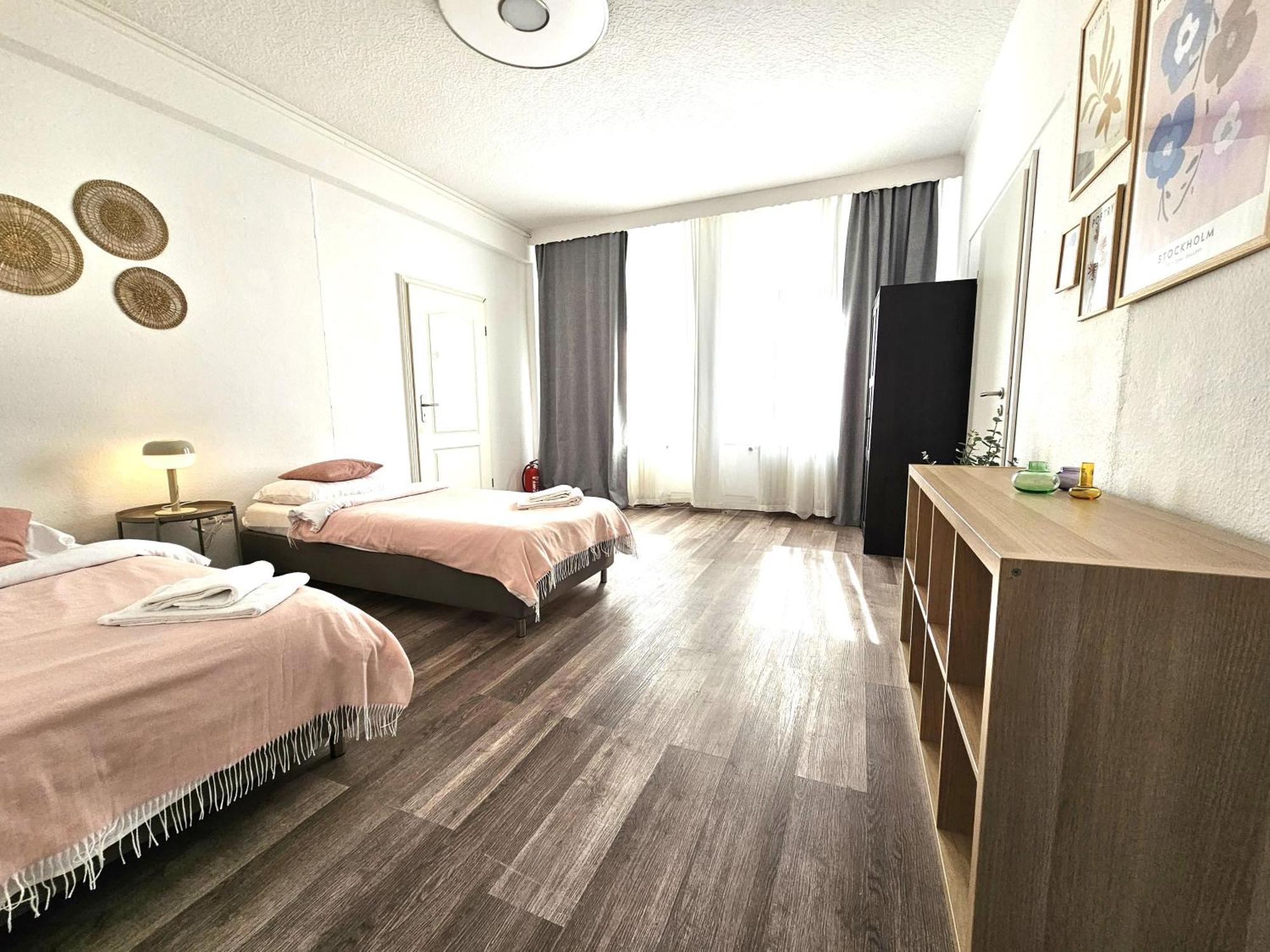 Spacious House ดุสเซลดอร์ฟ ภายนอก รูปภาพ